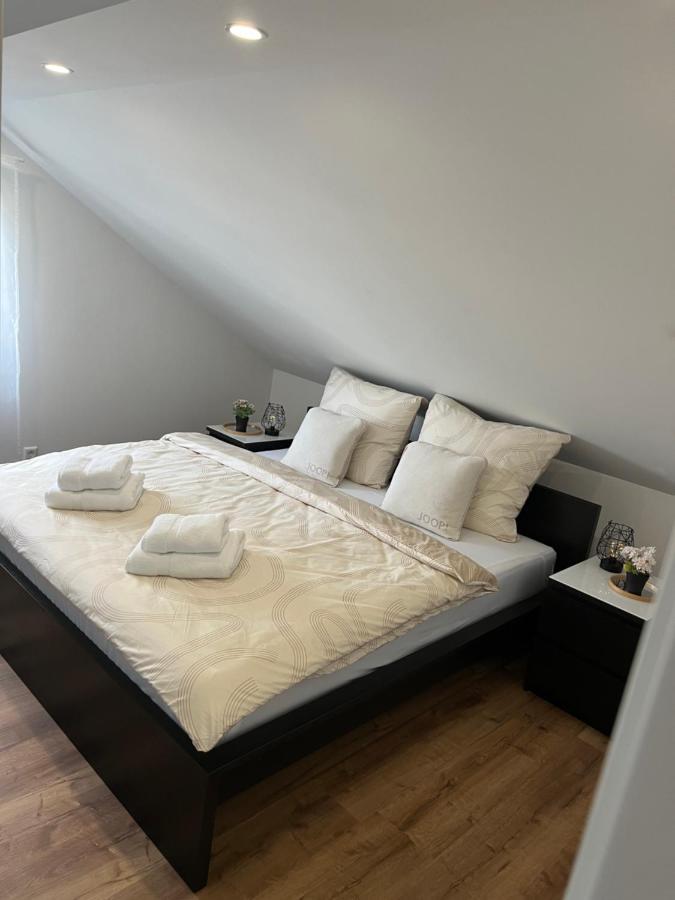Ferienwohnung Lidu-Jene Eislingen Kültér fotó