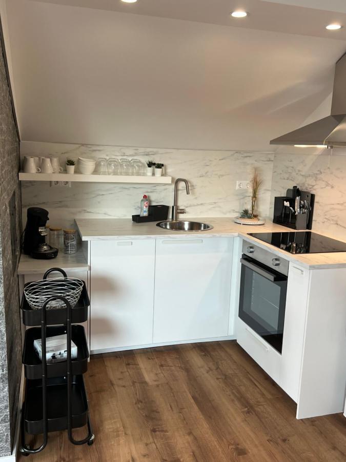 Ferienwohnung Lidu-Jene Eislingen Kültér fotó